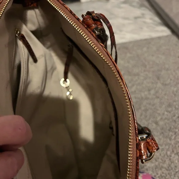 Brahmin Duxbury pecan satchel EUC - Picture 4 of 16